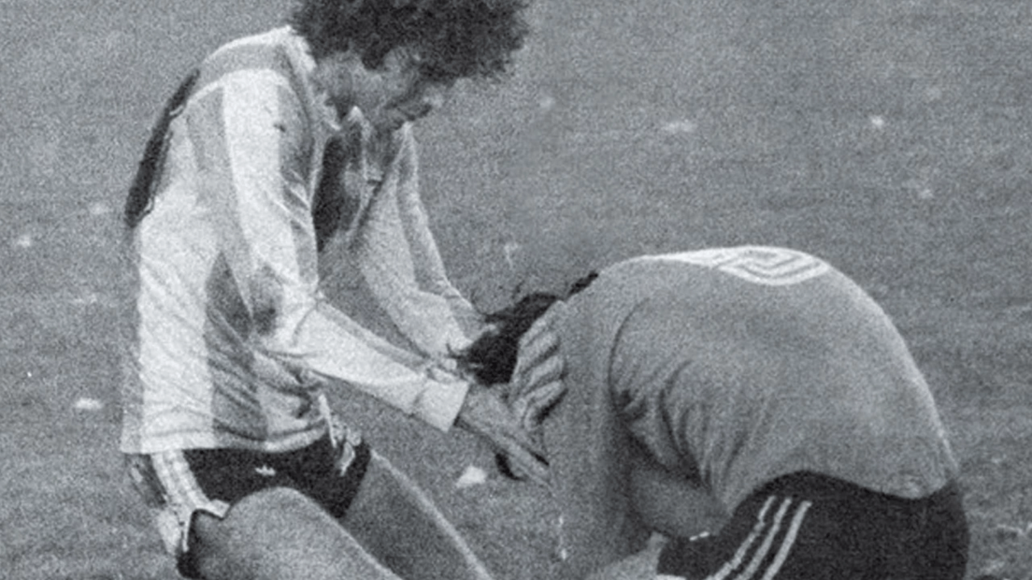 Soulful and Soulless: The amazing story behind the two most representative photographs of Argentina’s 1978 World Cup