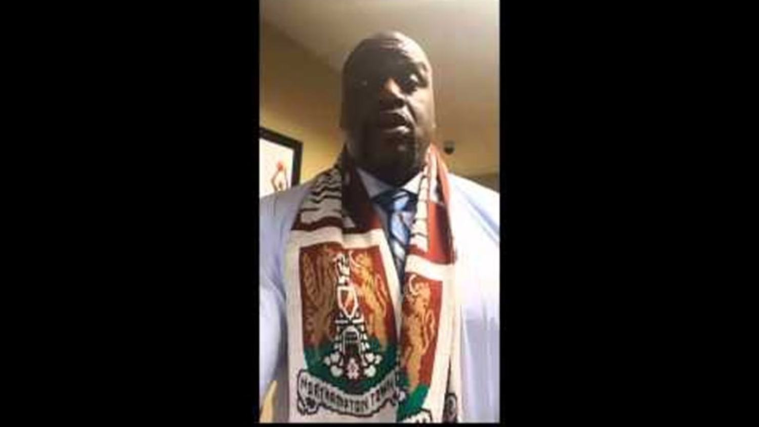 Shaquille O'Neal Sings for the Cobblers