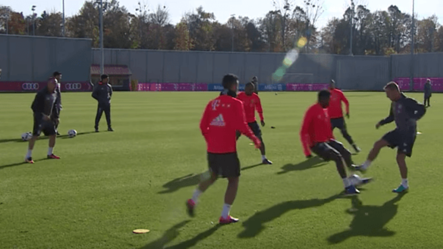 David Alaba humiliated by Rafinha nutmeg in Bayern Munich training
