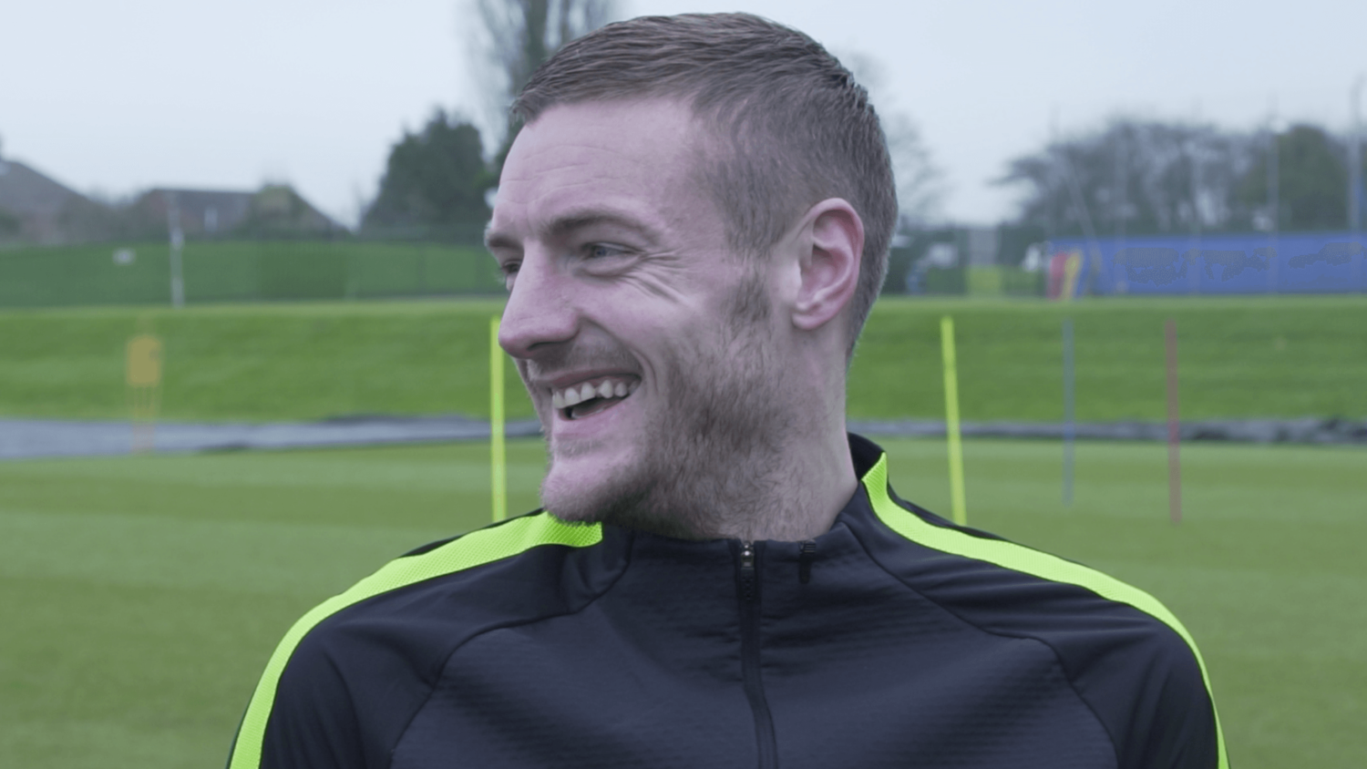 Jamie Vardy Takes On The 5 Shot Challenge!